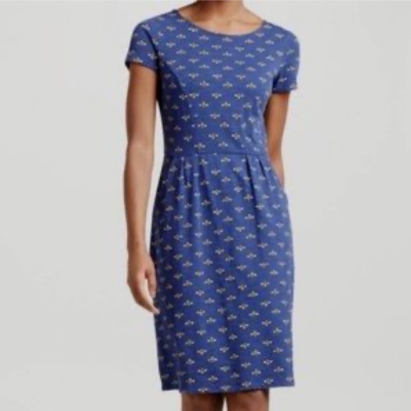 Boden Dresses & Skirts - Boden 8P Phoebe Bee Print Jersey Dress Harbour Blue Honey Bee